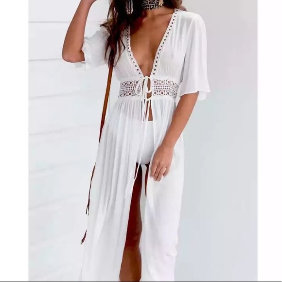 Other - HOST PICK 💕 New white / Black boho cover up